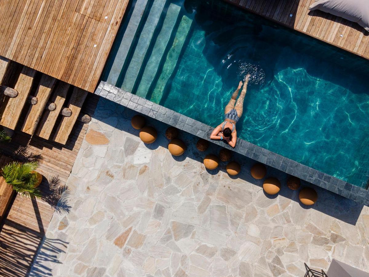 Makena Hotel อิกาไรย์ ภายนอก รูปภาพ