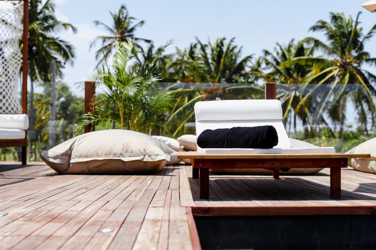 Makena Hotel อิกาไรย์ ภายนอก รูปภาพ